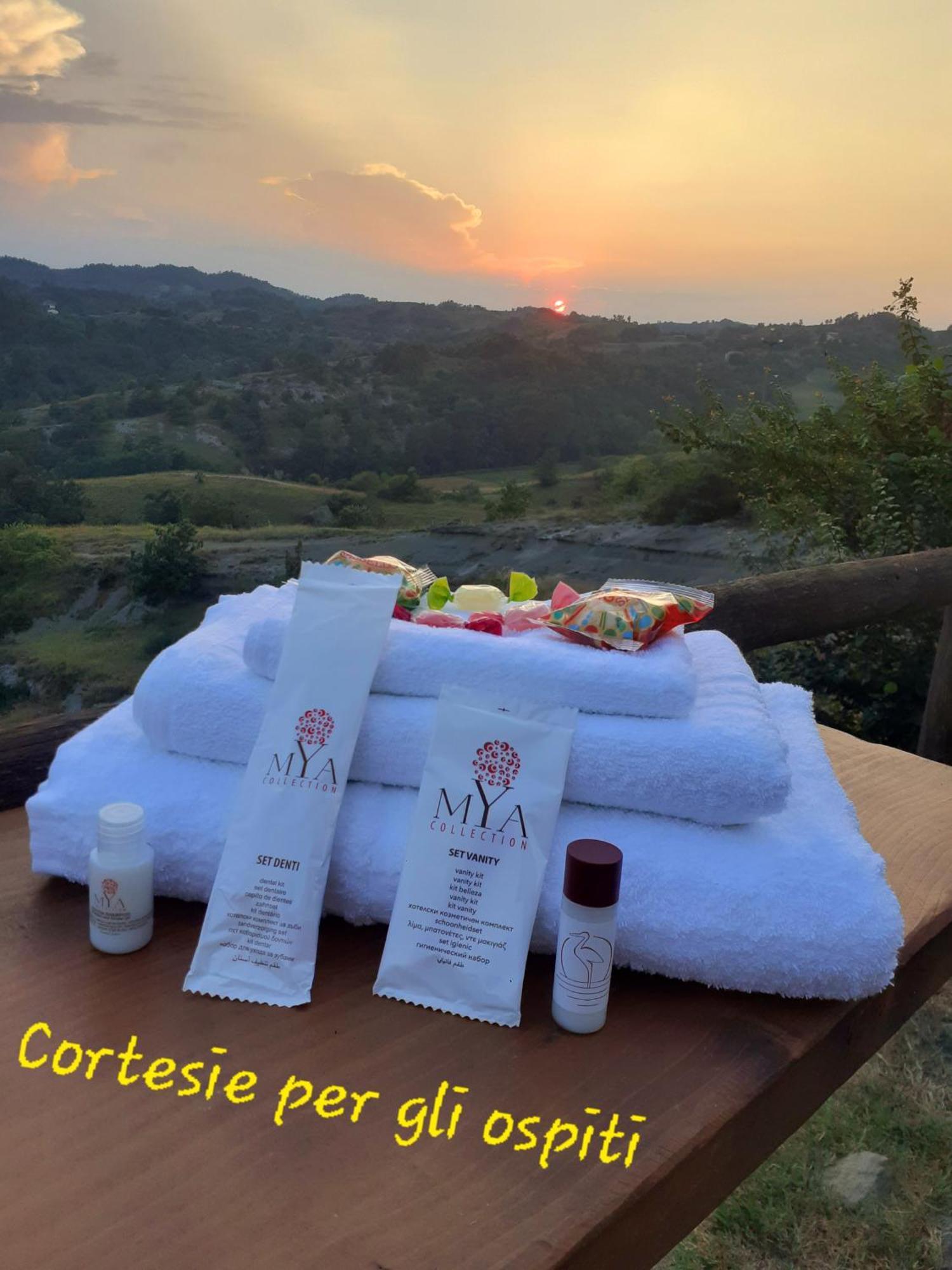 Cascina Merlo Country House Pareto Esterno foto
